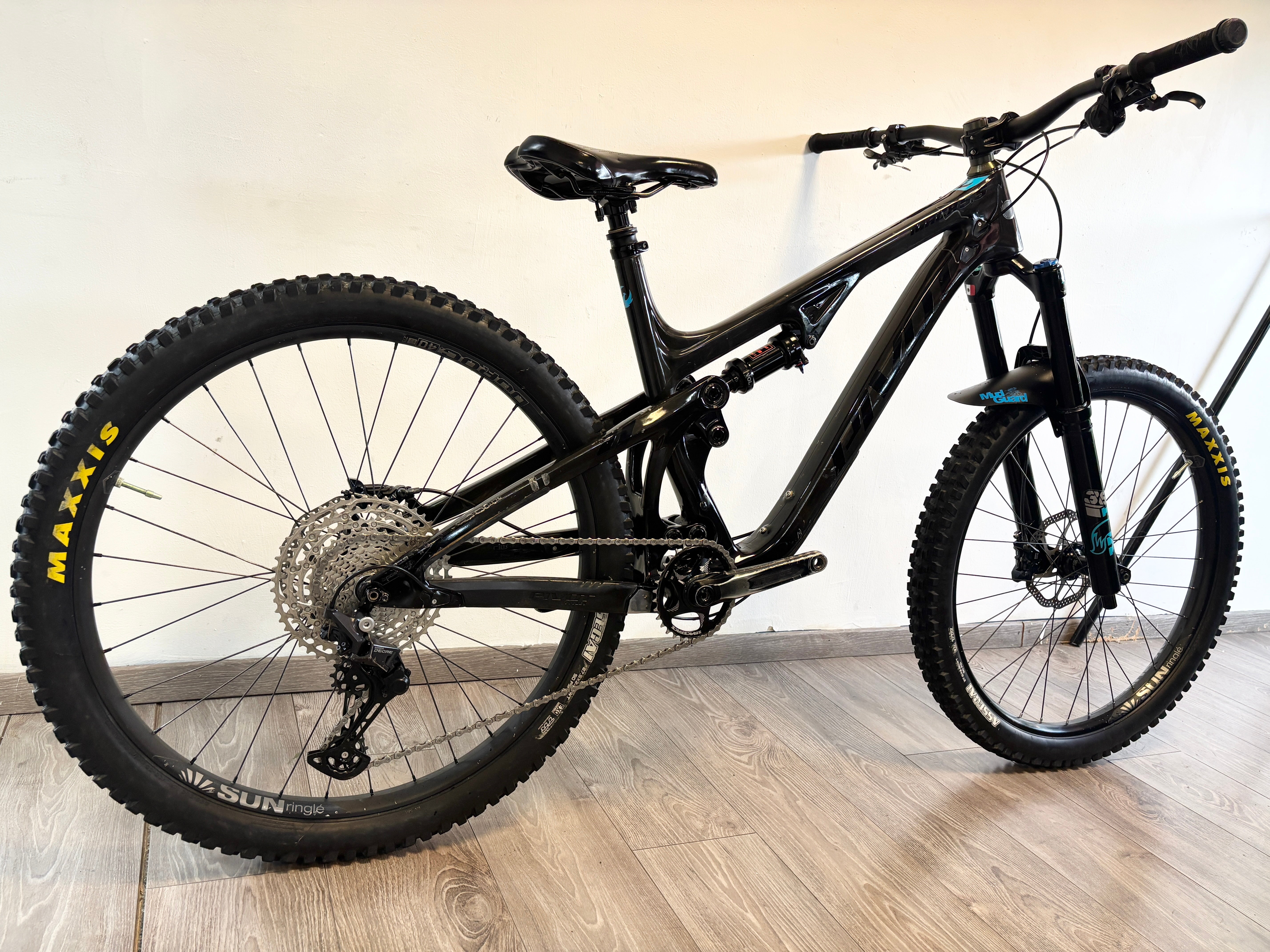 Pivot Mach 5.5