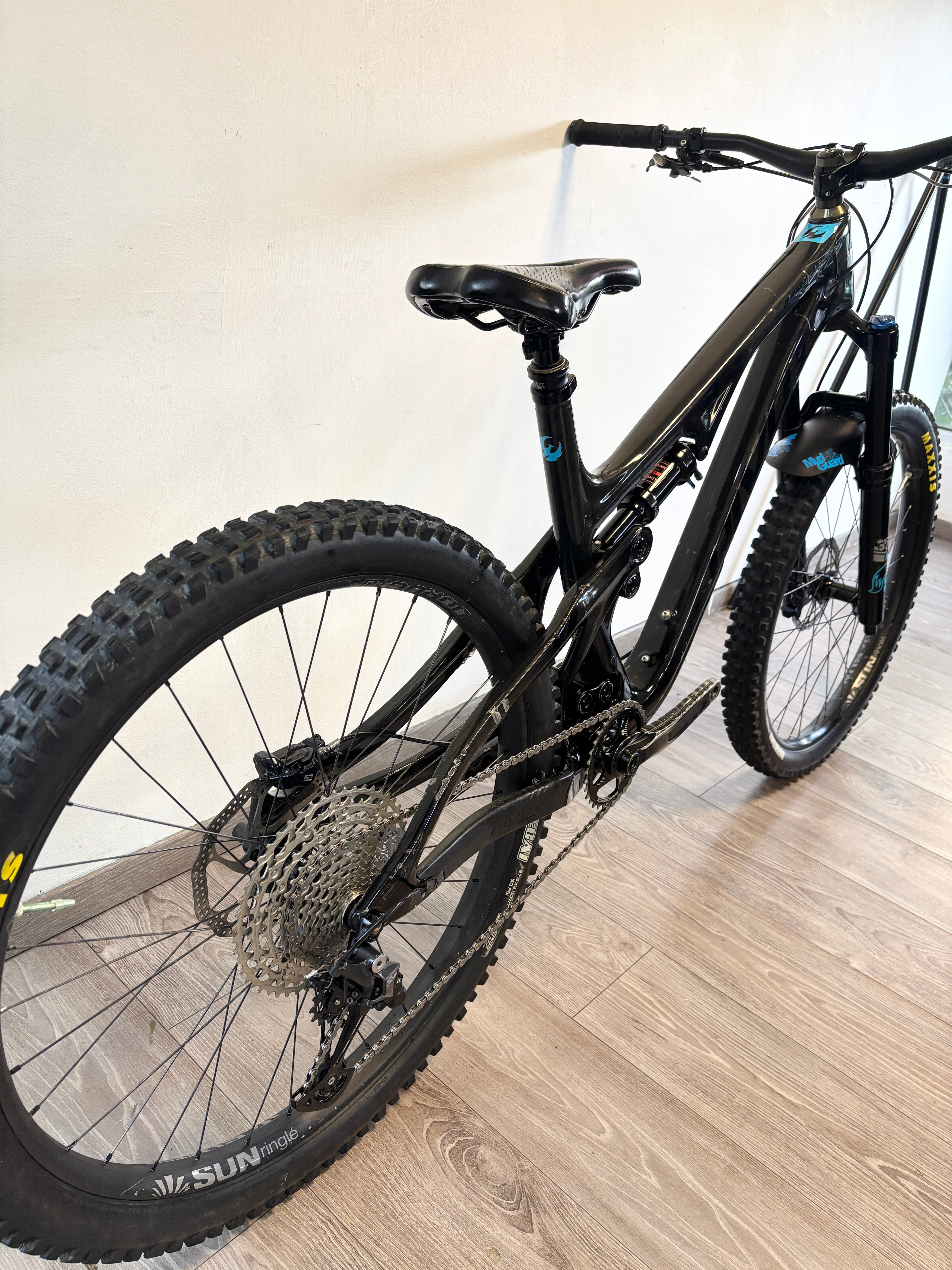 Pivot Mach 5.5