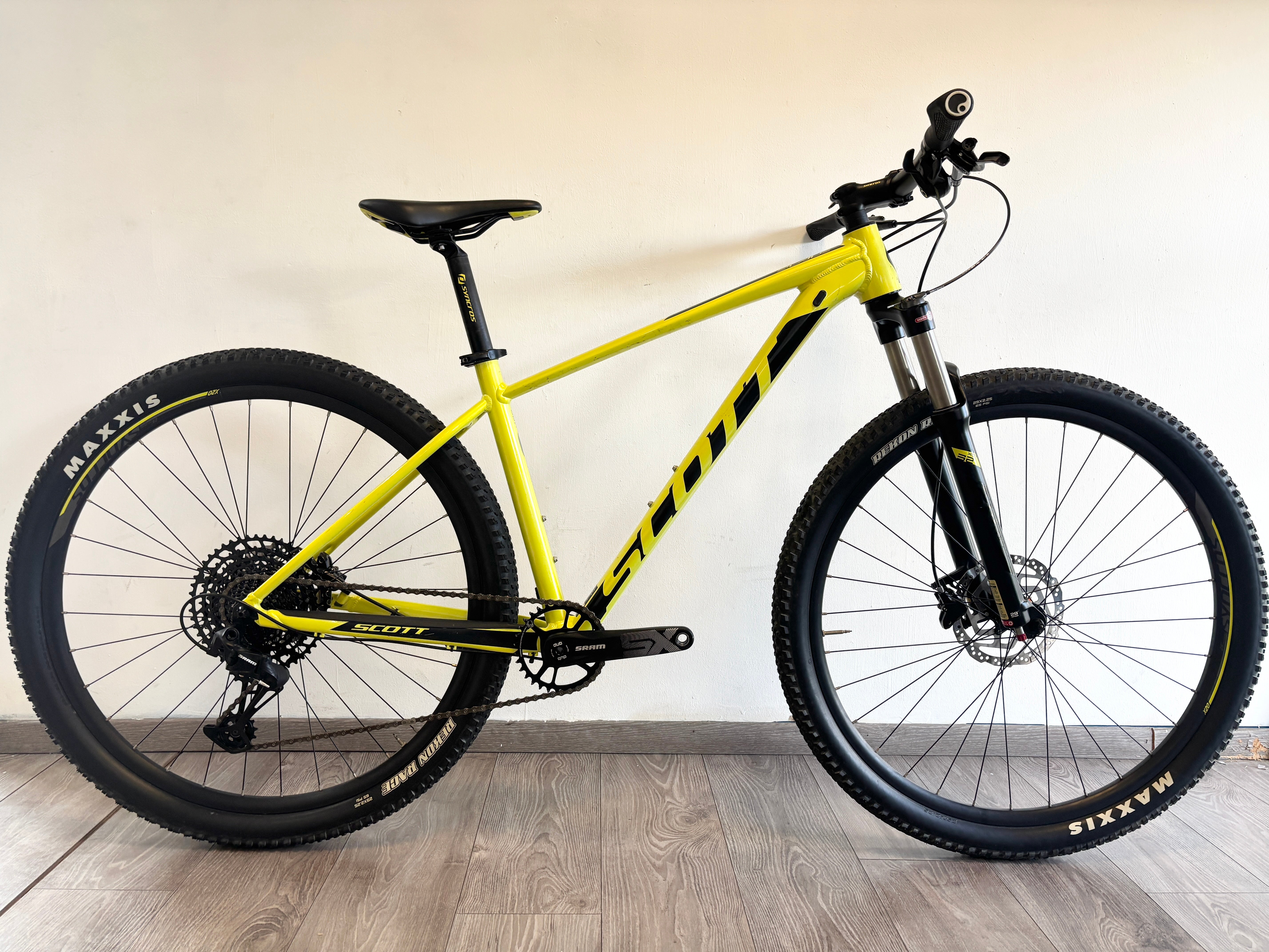 SCOTT SCALE 980