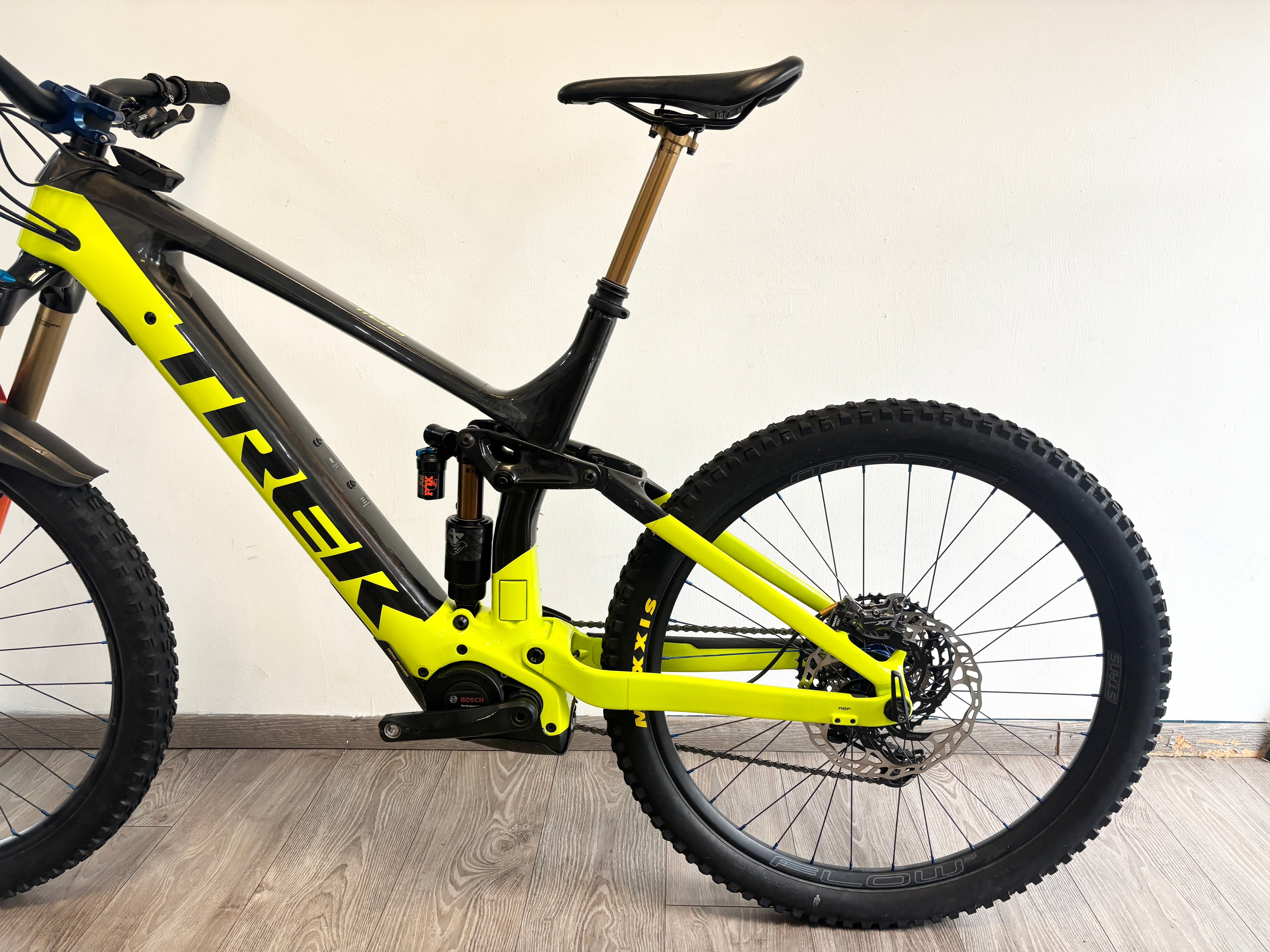 TREK RAIL 9.7