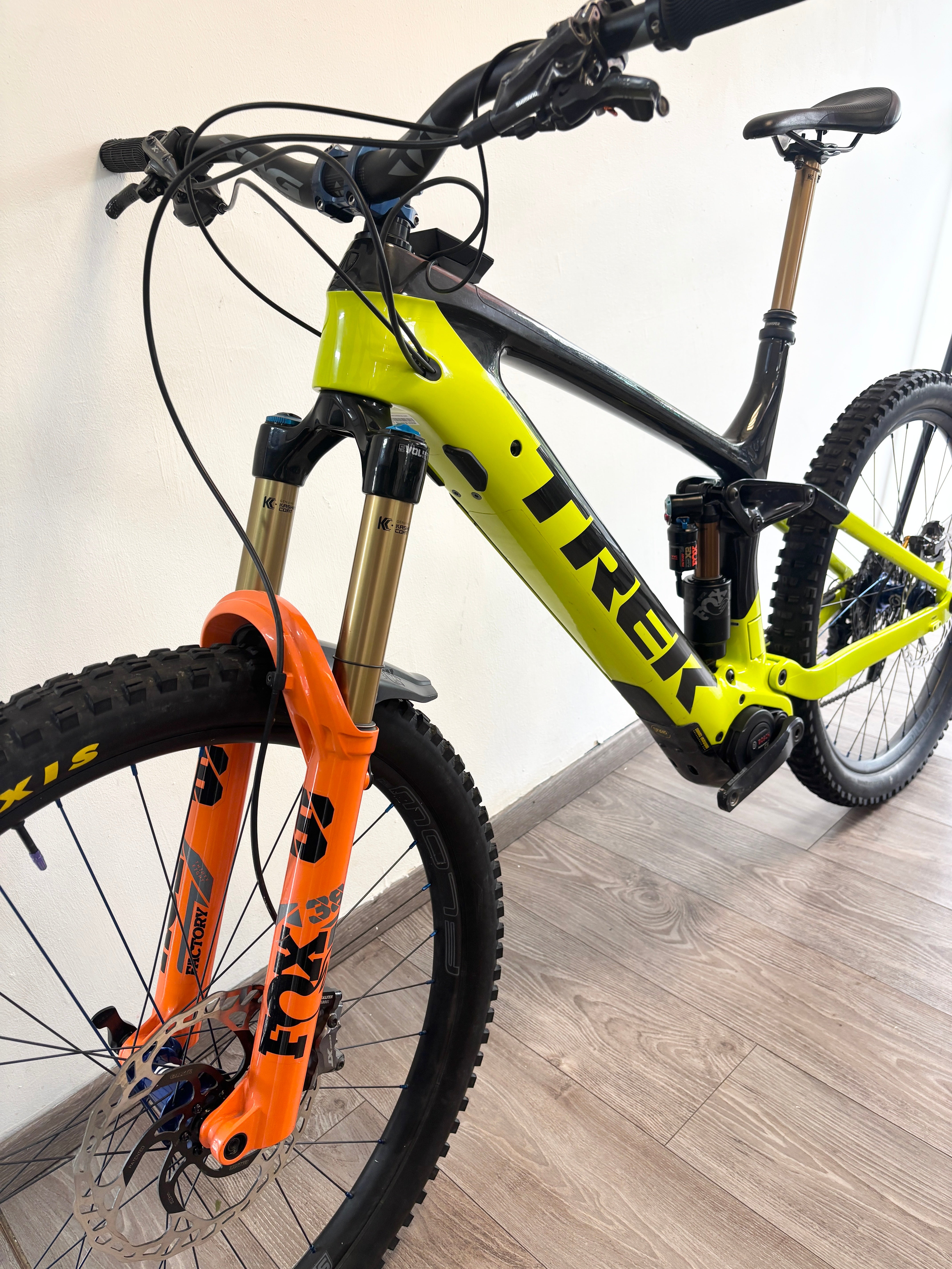 TREK RAIL 9.7