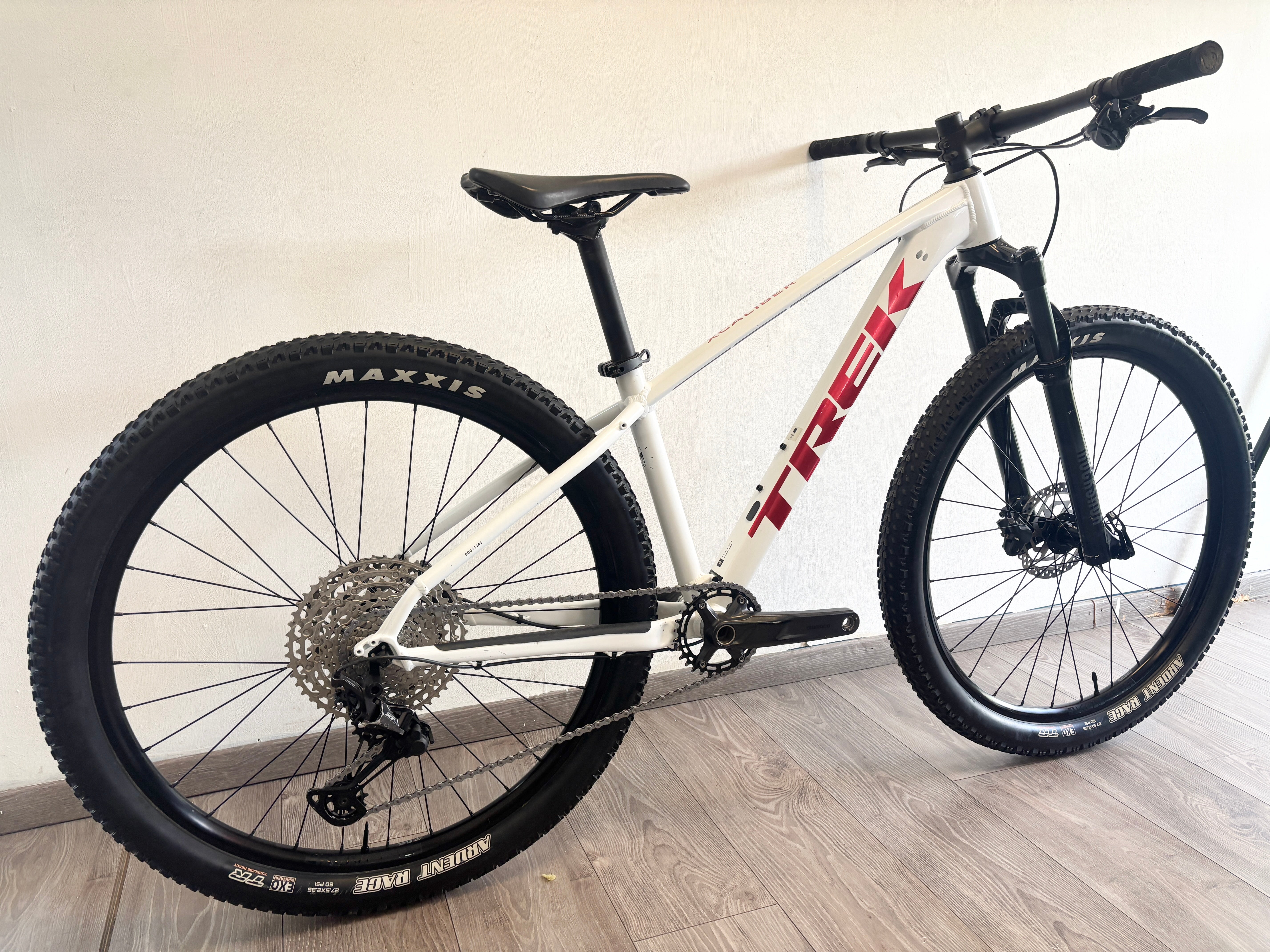 TREK X CALIBER 8