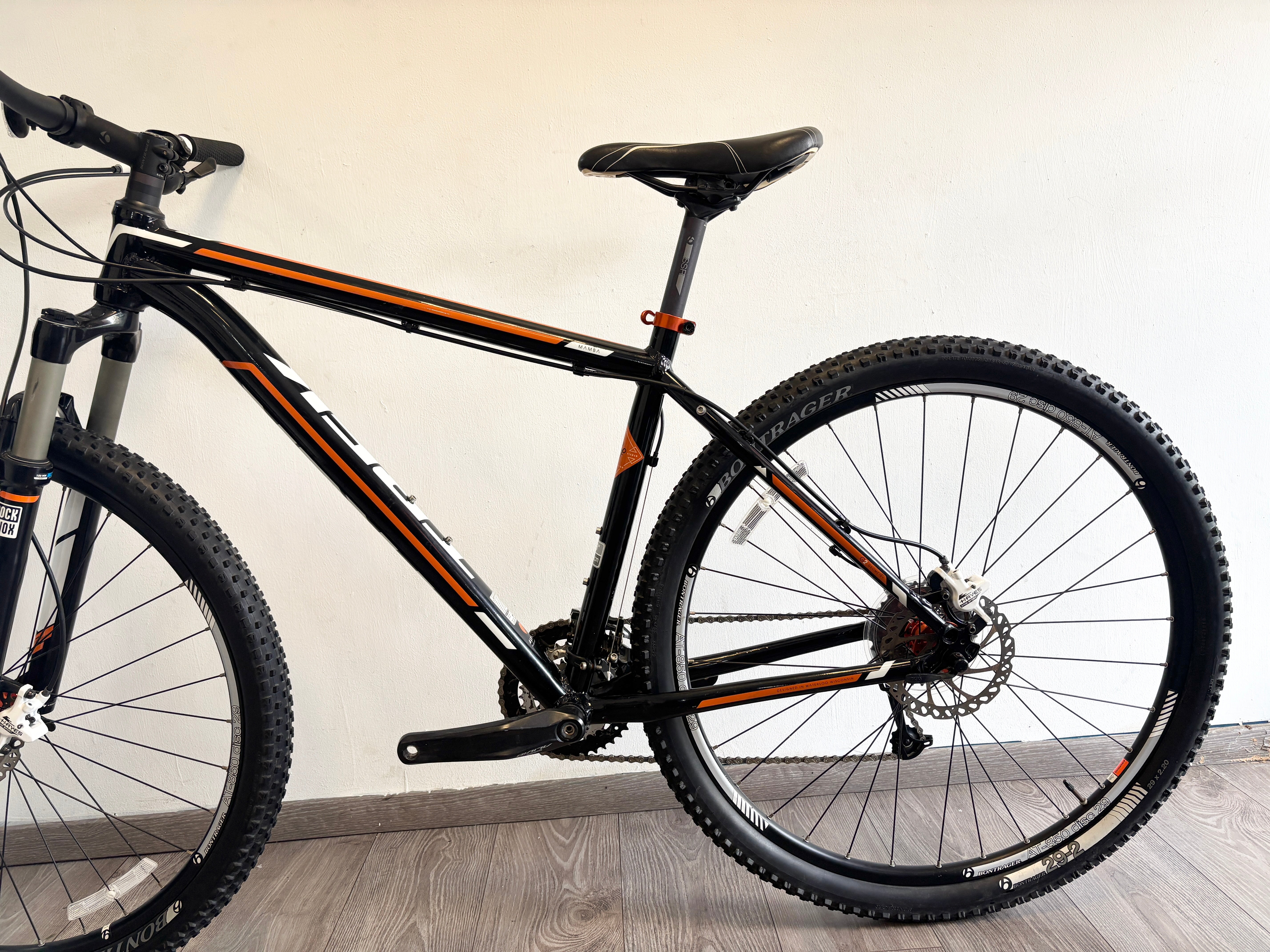 TREK MAMBA