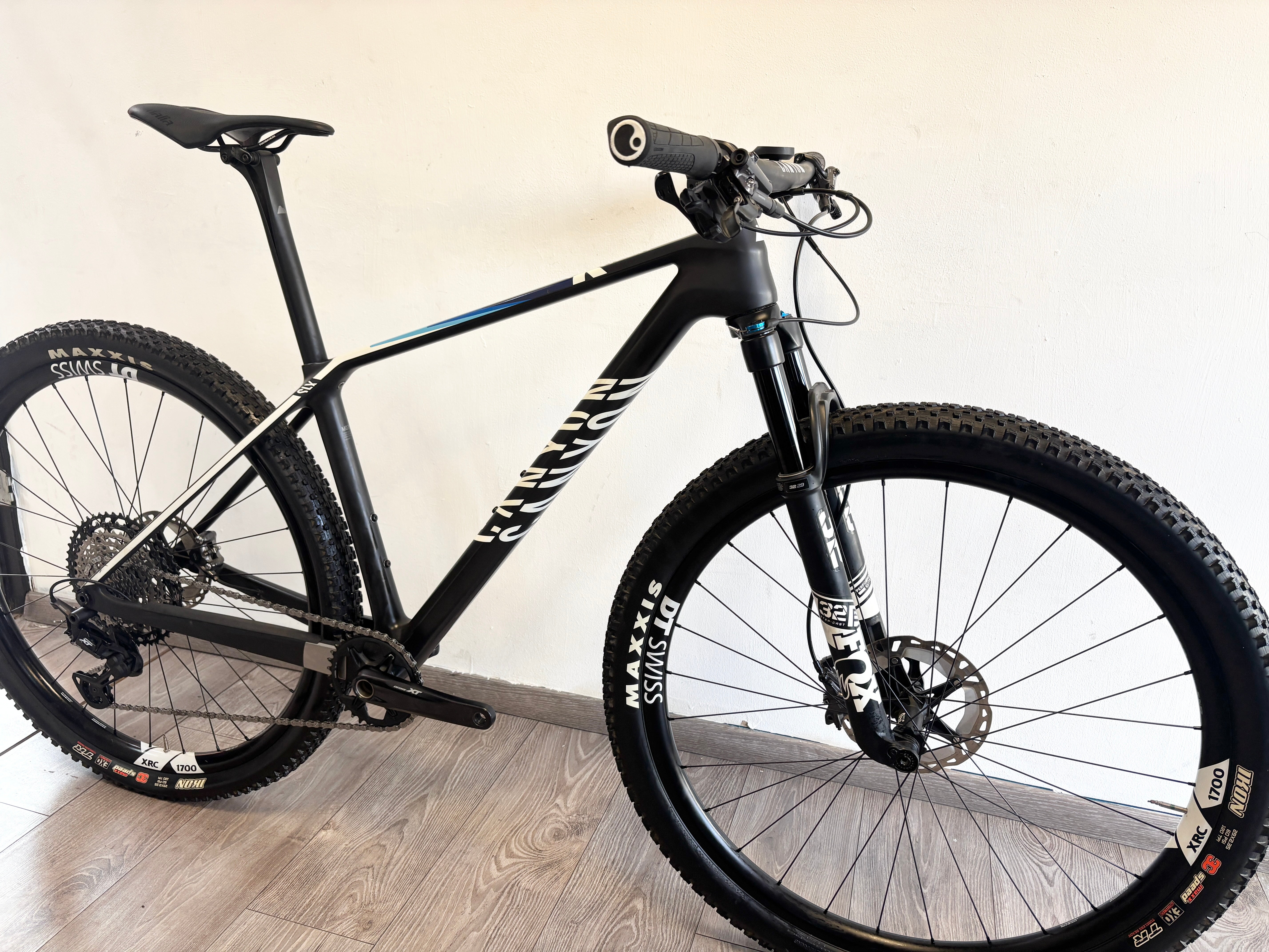 CANYON EXCEED SLX
