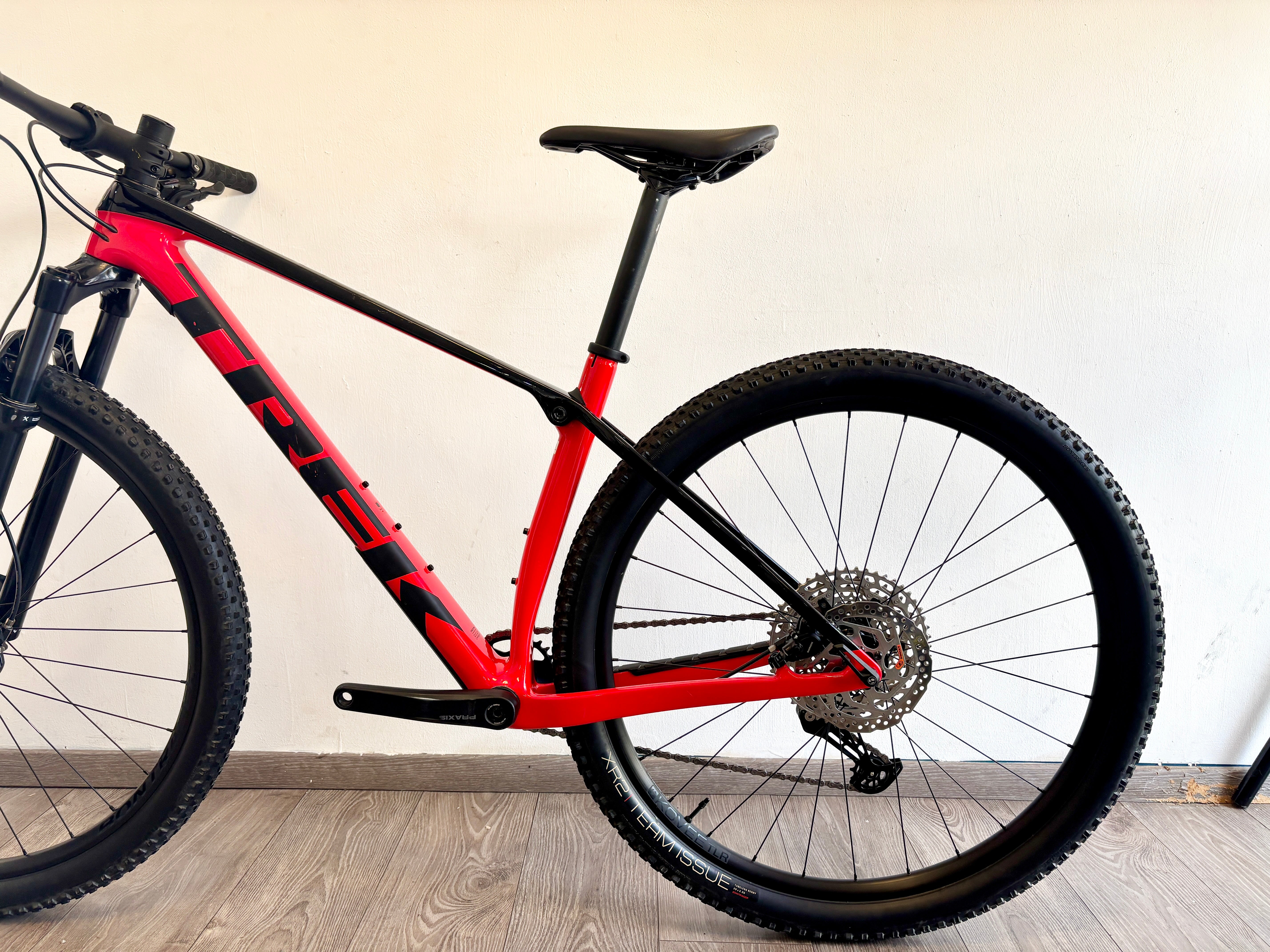 TREK PROCALIBER 9.5