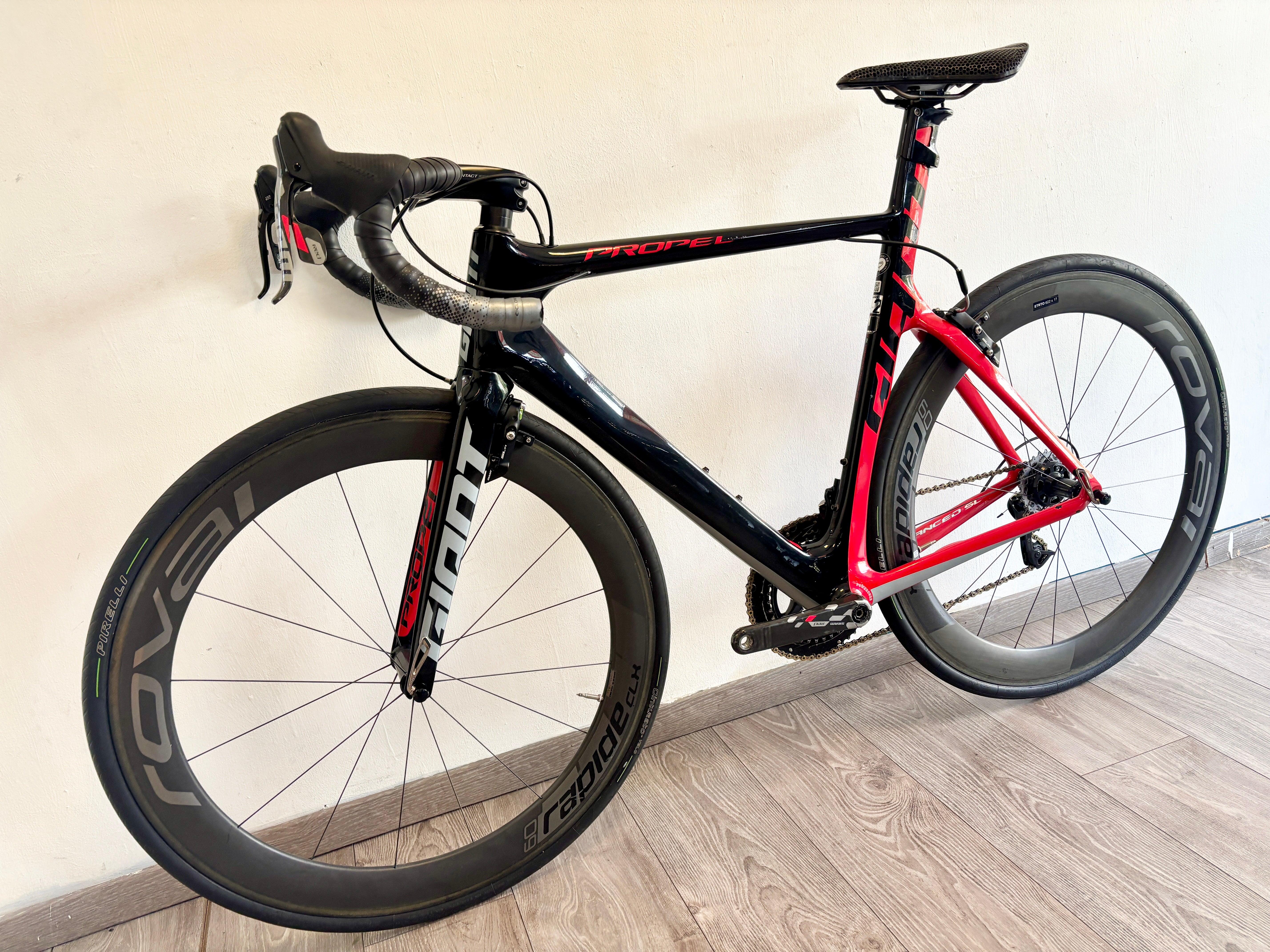 GIANT PROPEL