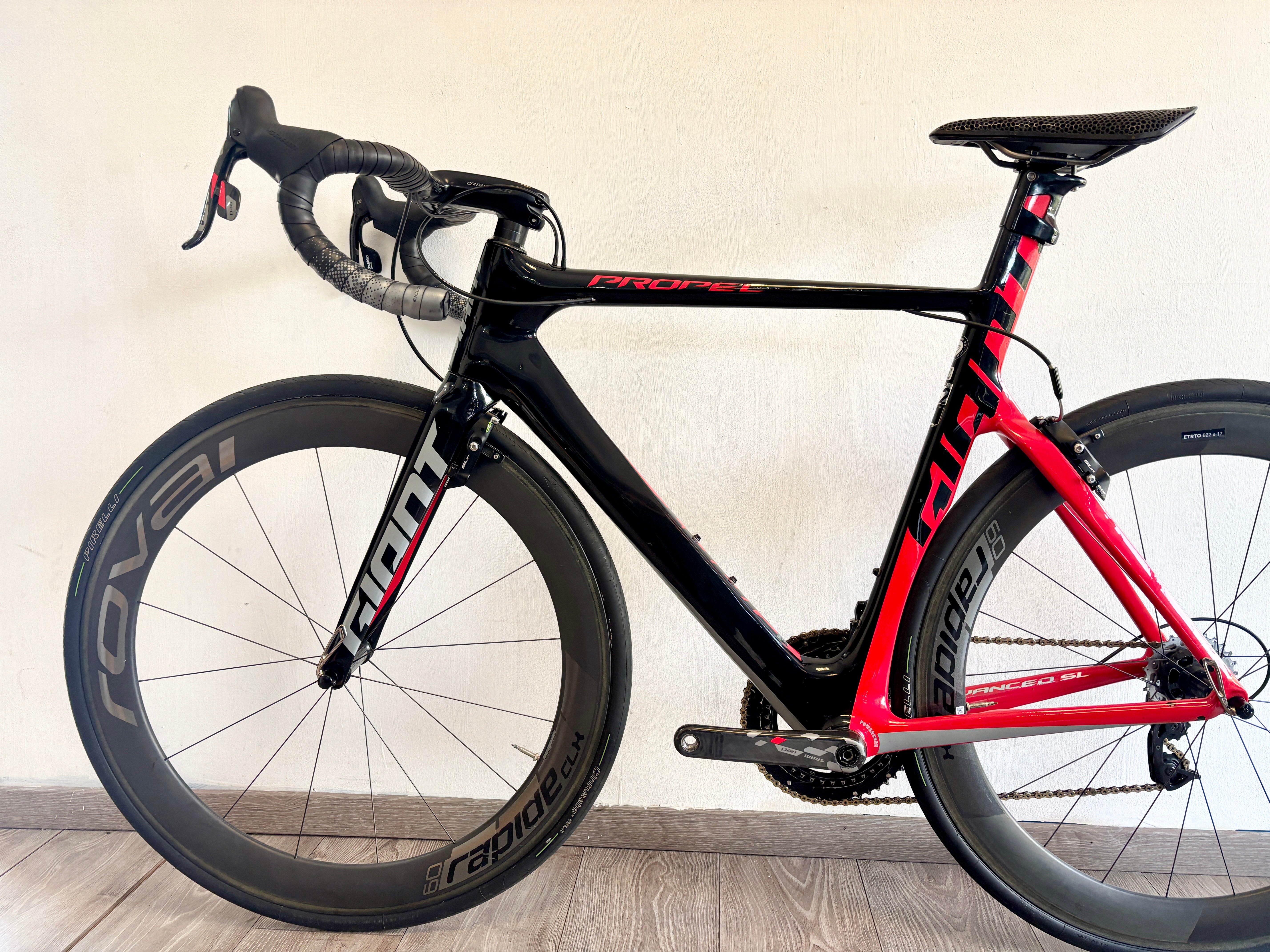 GIANT PROPEL