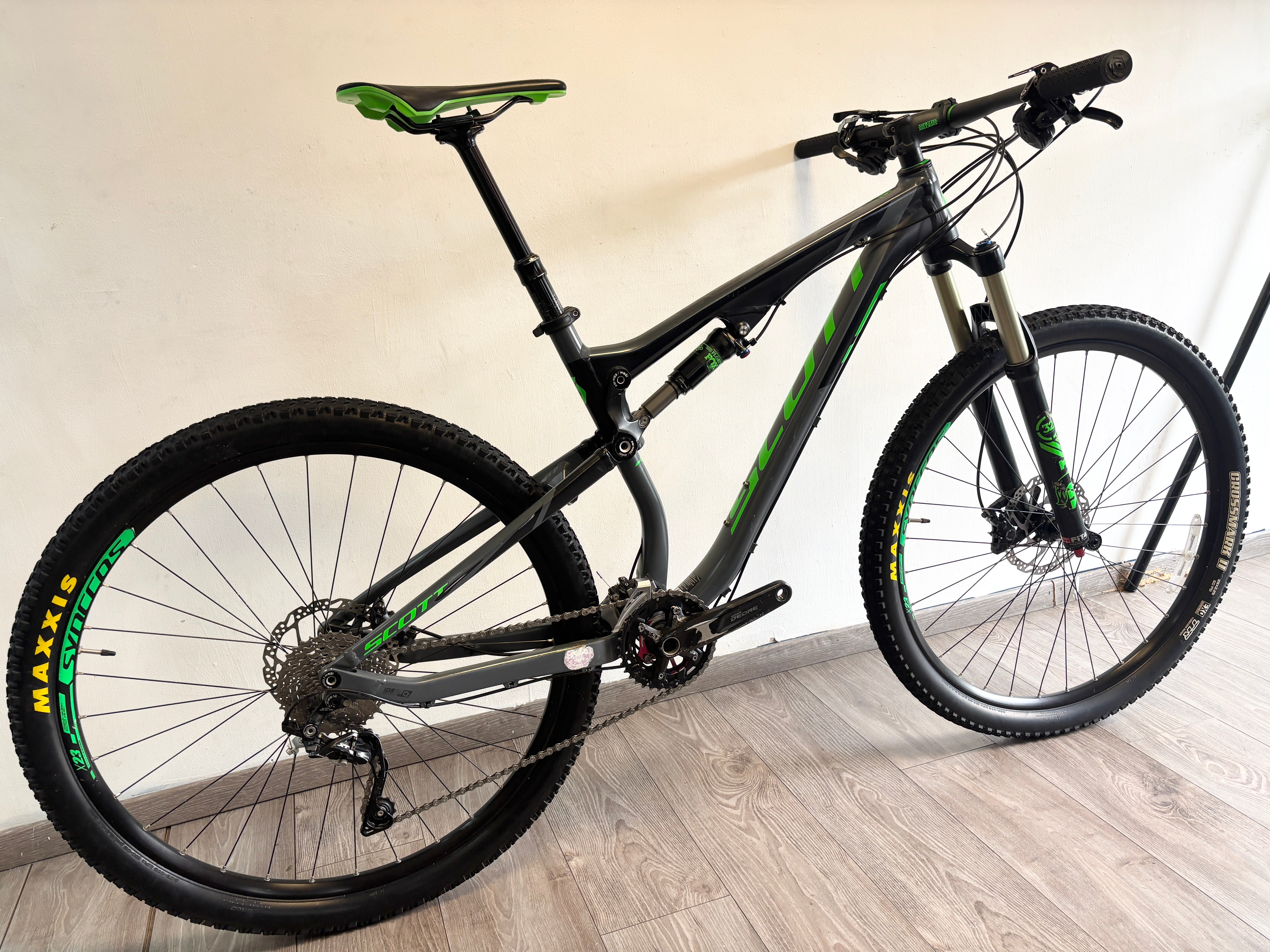 SCOTT GENIUS 910