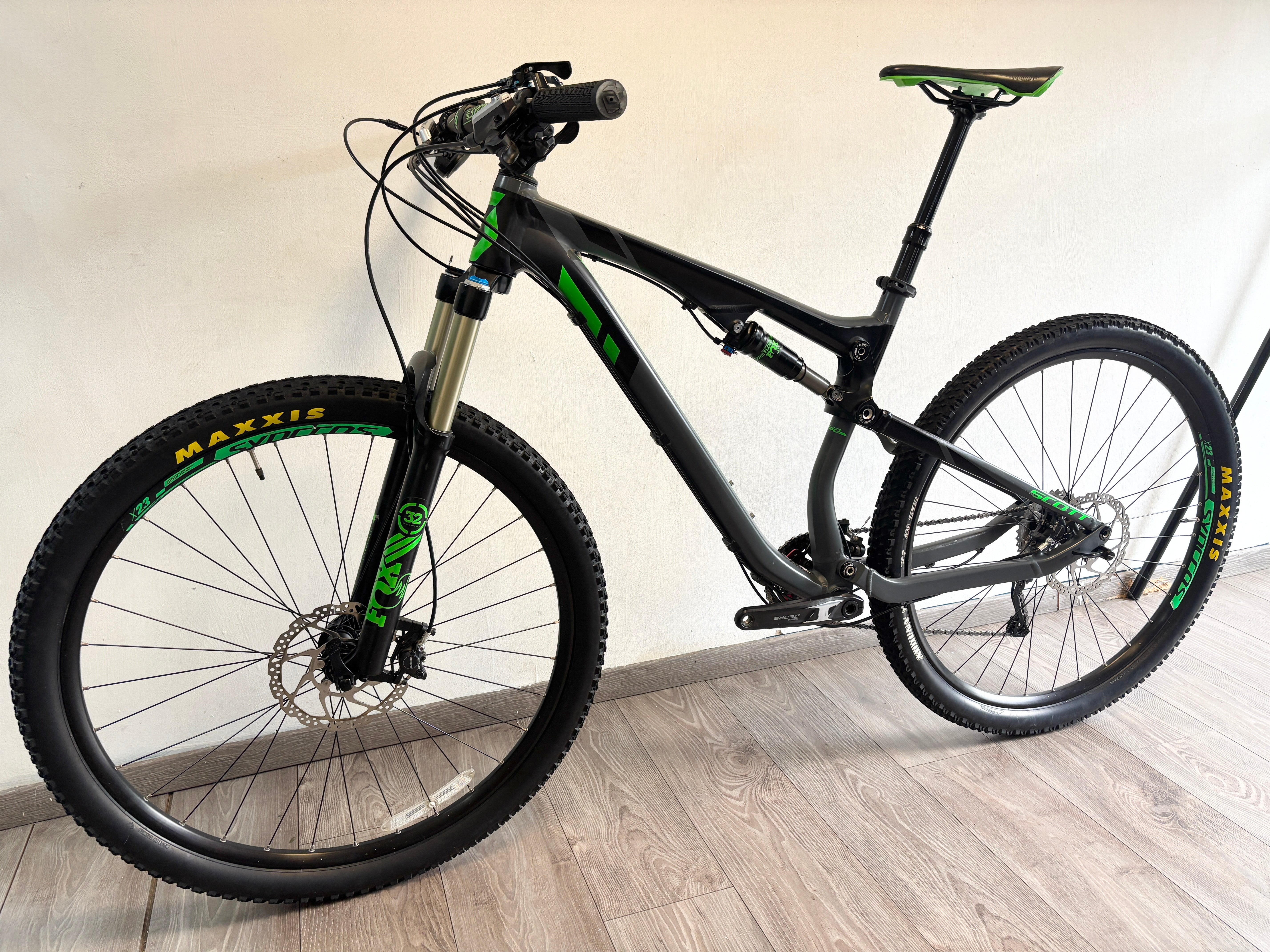 SCOTT GENIUS 910