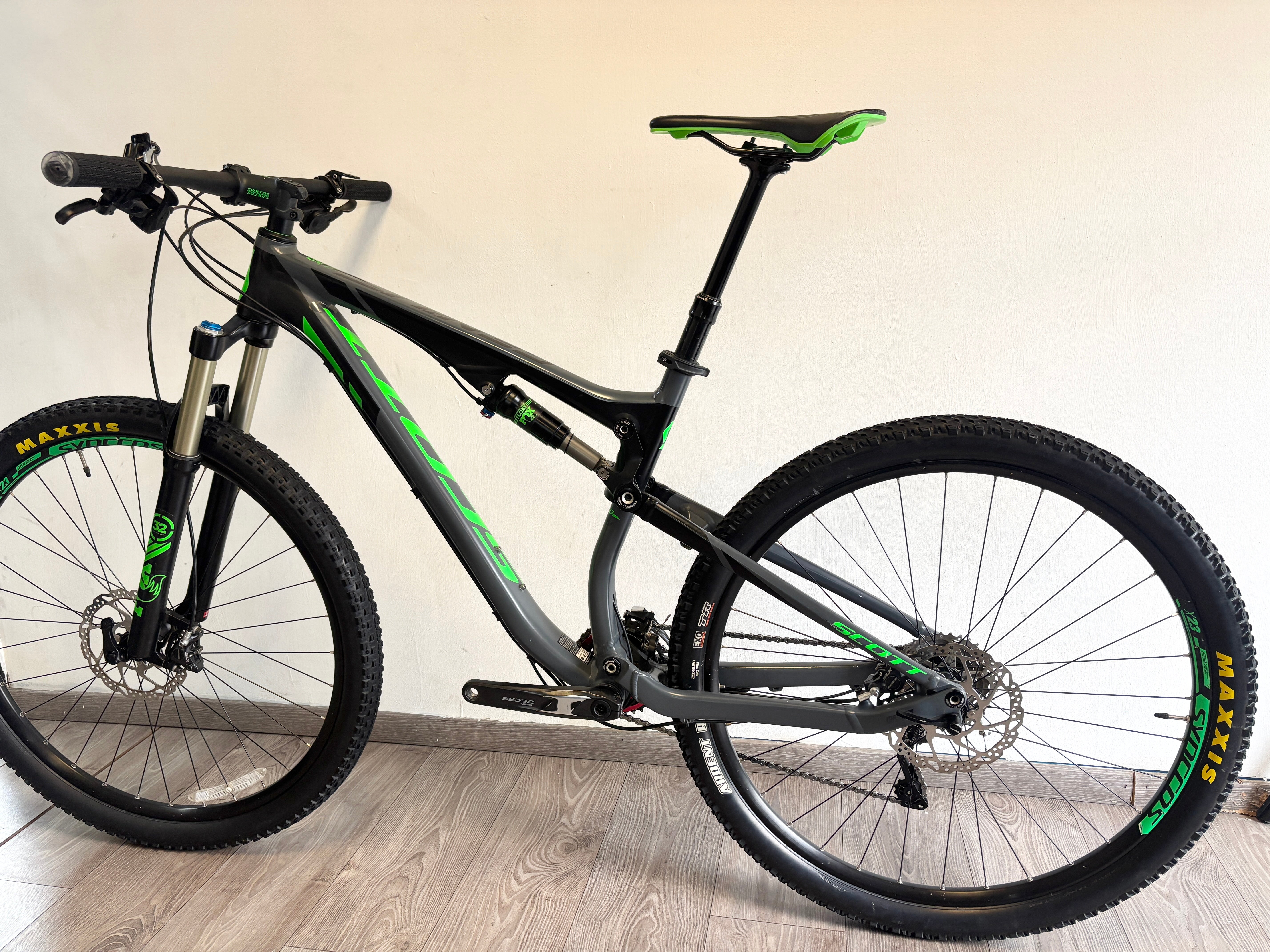 SCOTT GENIUS 910