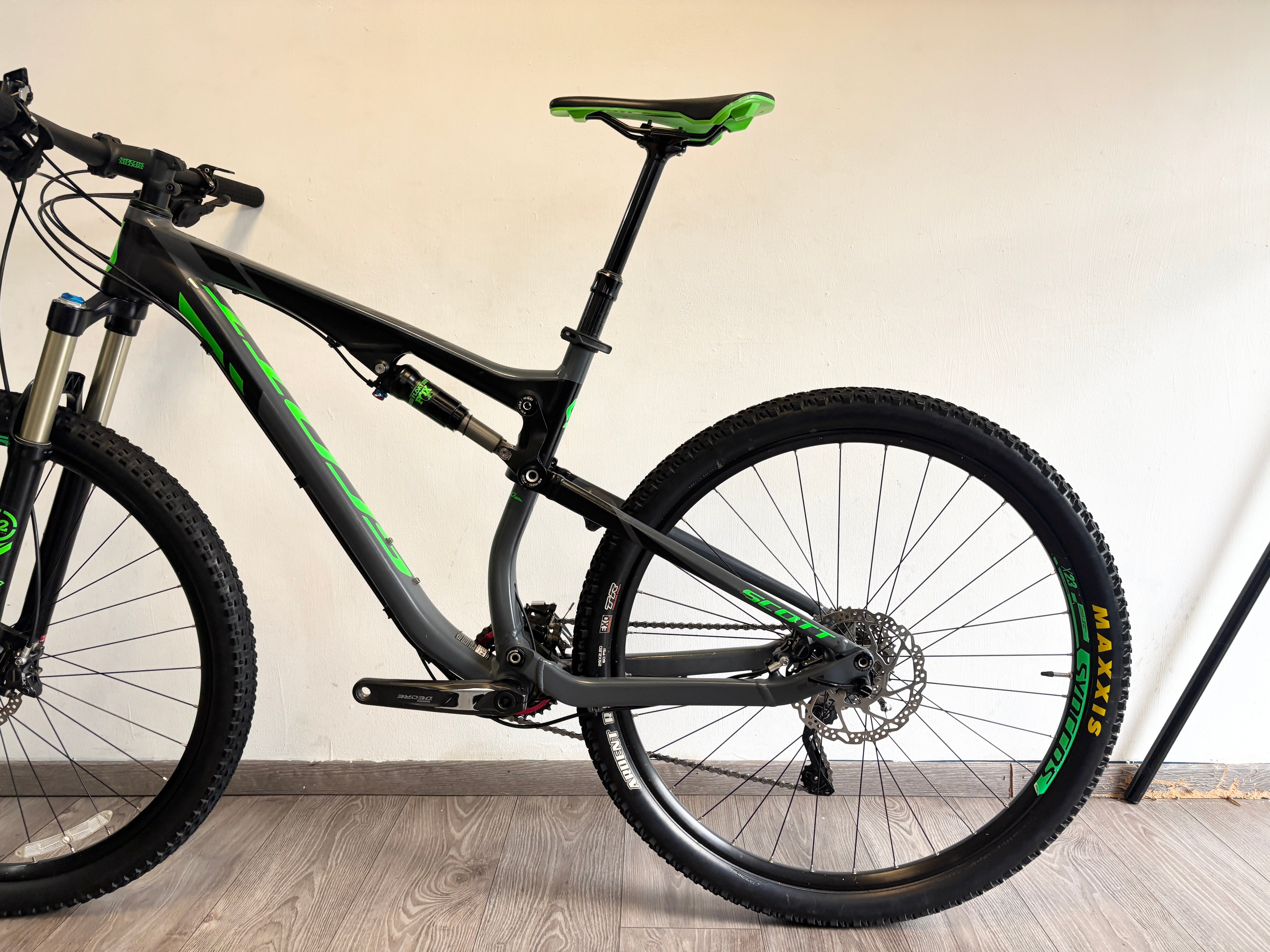 SCOTT GENIUS 910