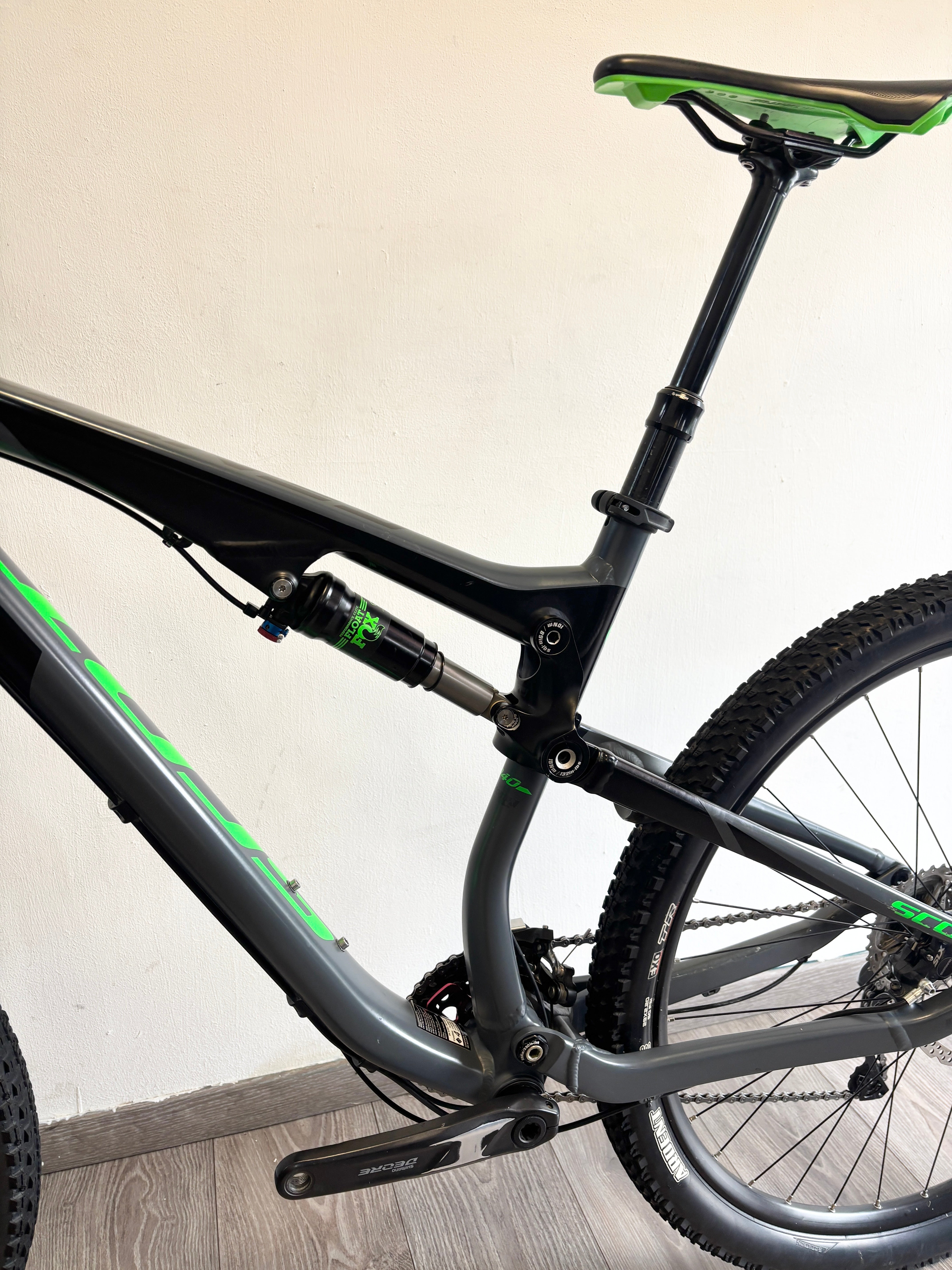 SCOTT GENIUS 910