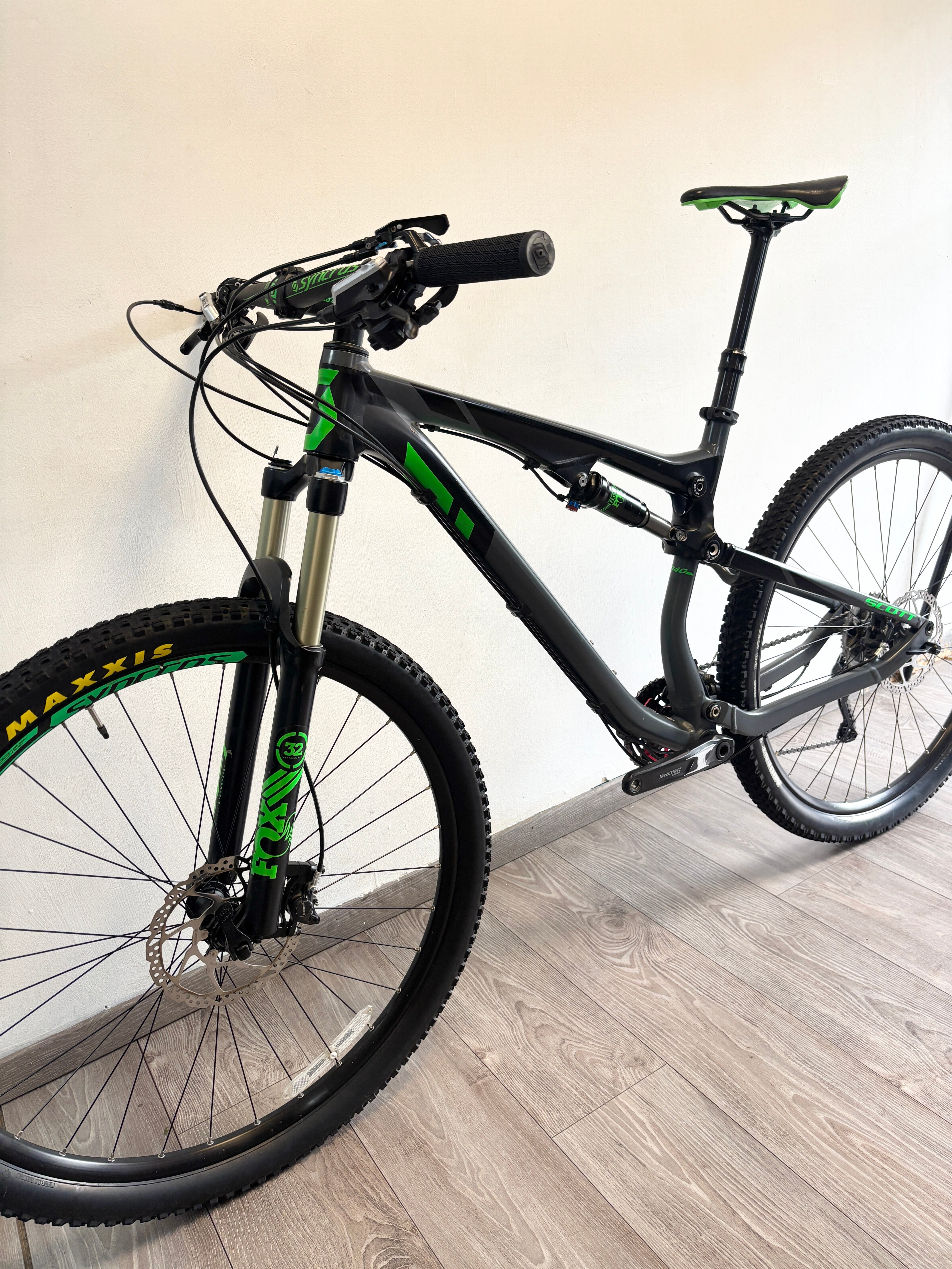 SCOTT GENIUS 910