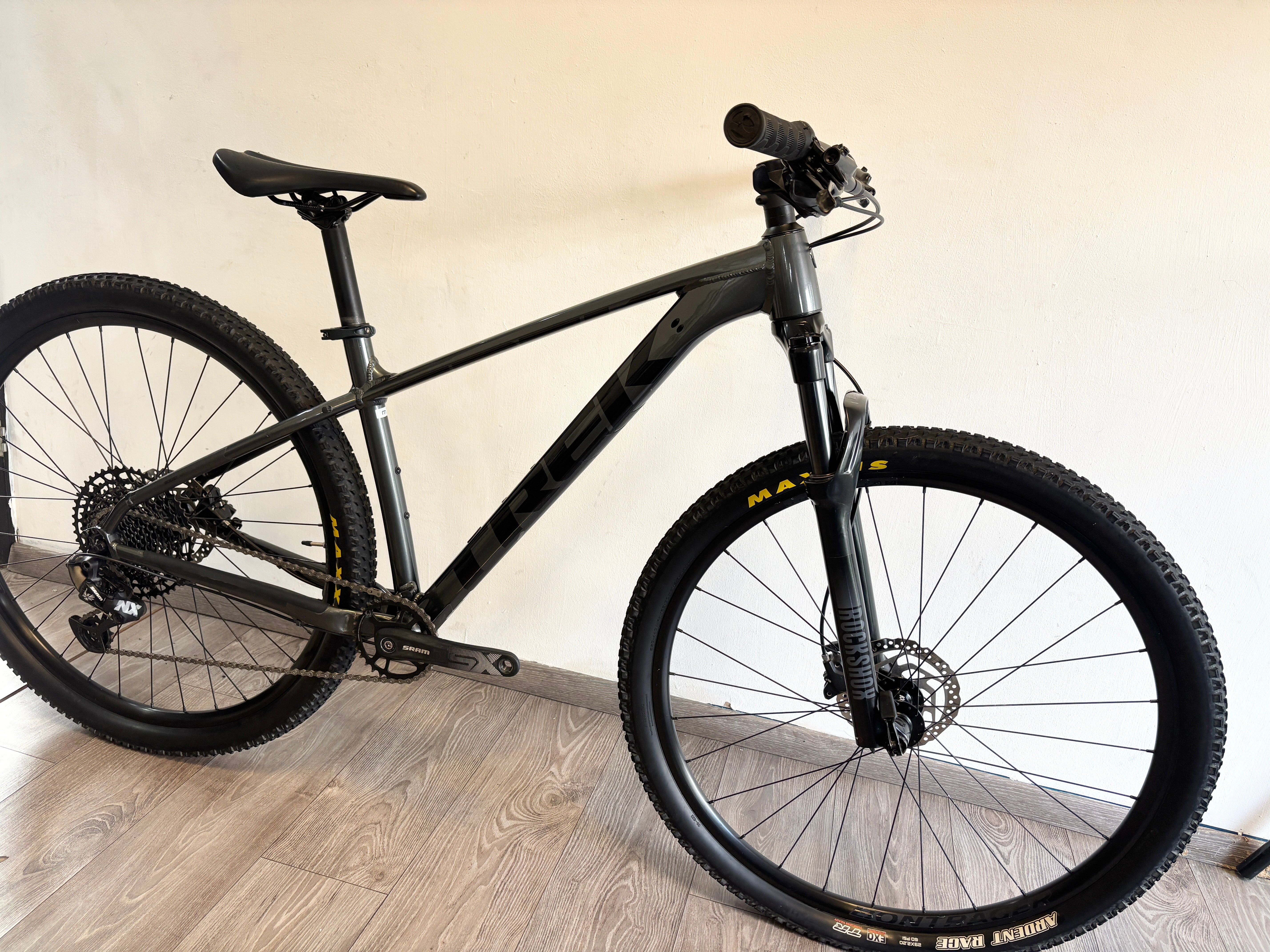 TREK X CALIBER 8