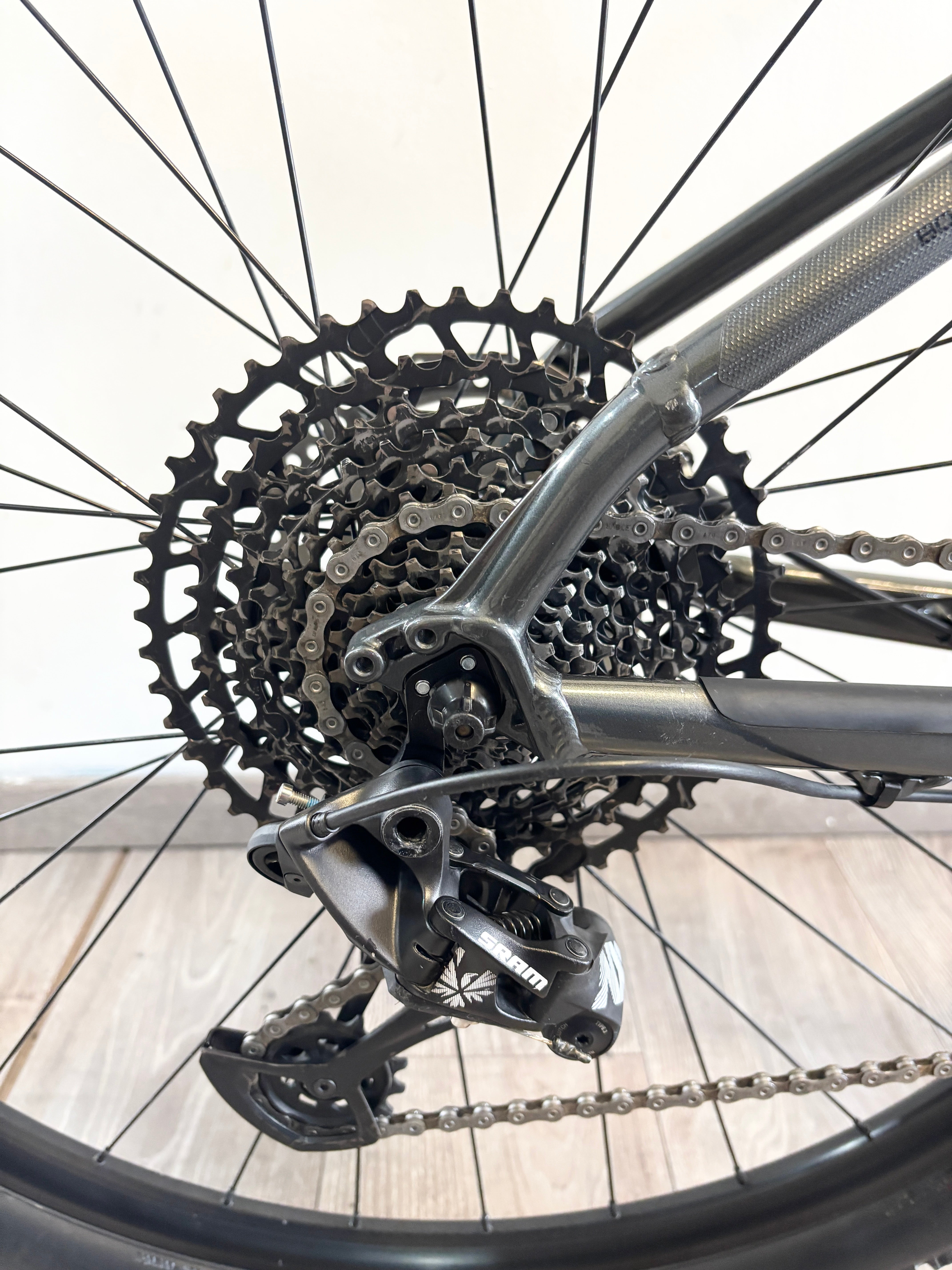 TREK X CALIBER 8