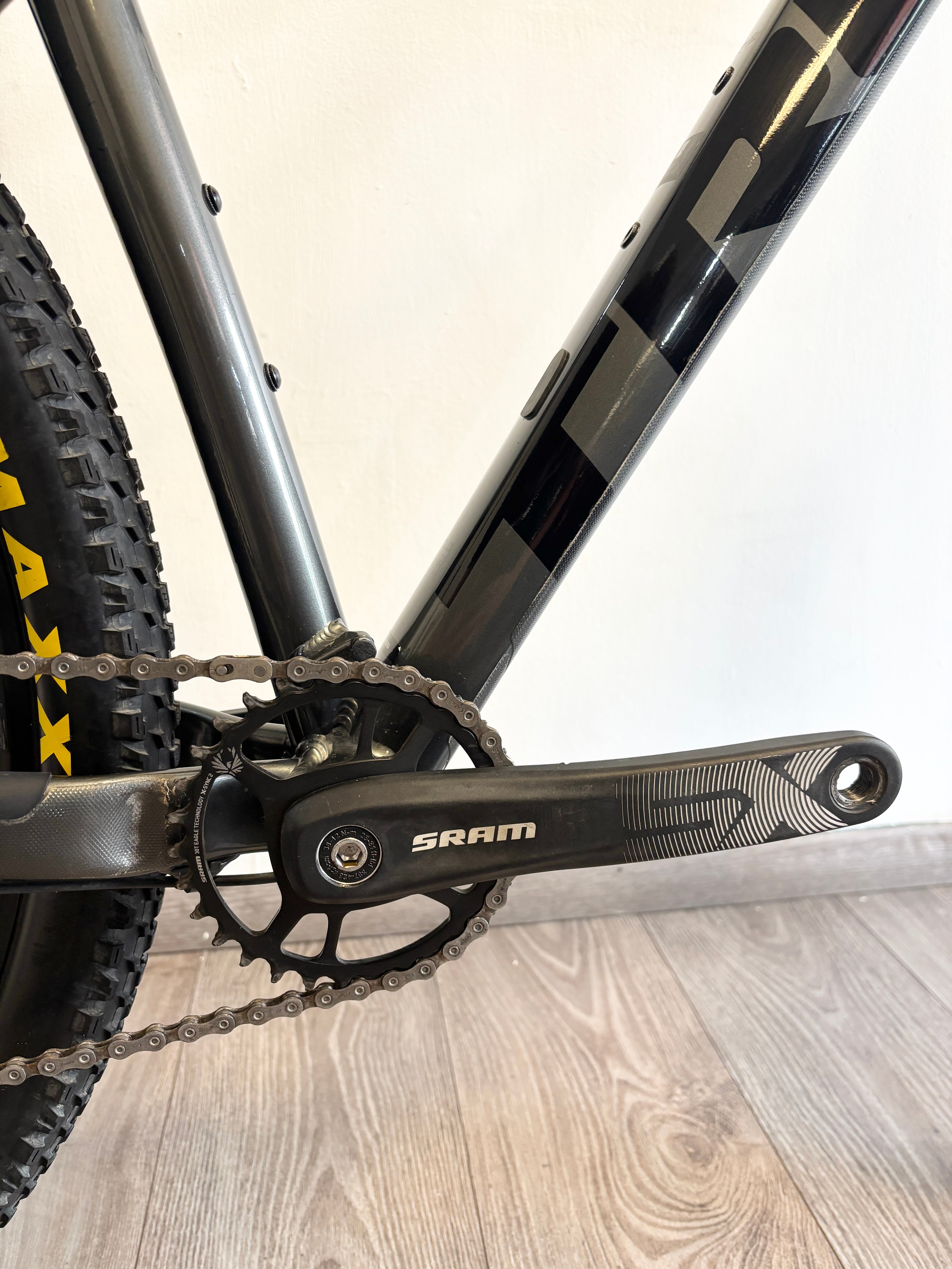 TREK X CALIBER 8