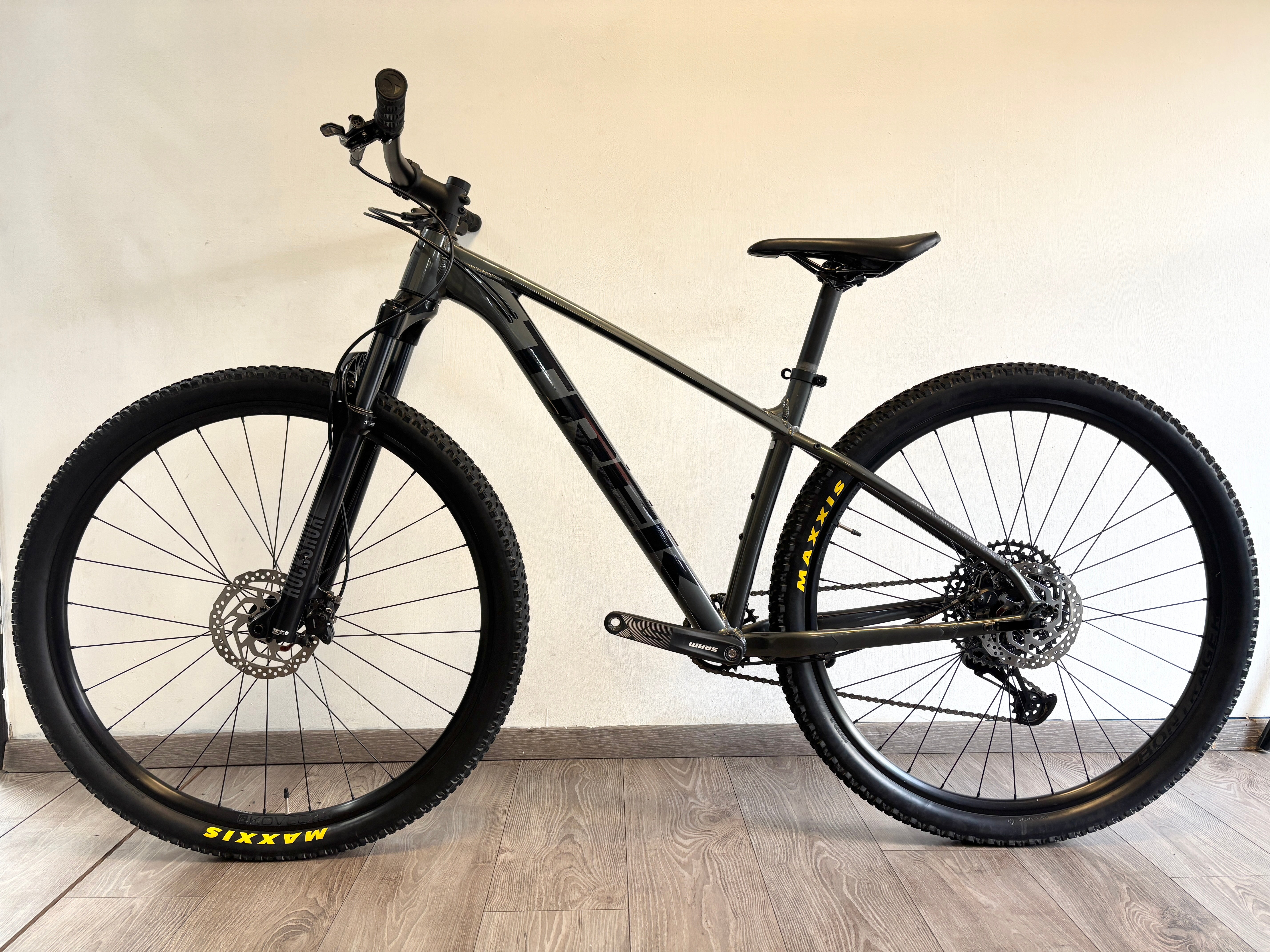 TREK X CALIBER 8