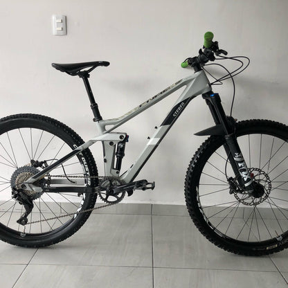 Cube Stereo 140 HPC Race