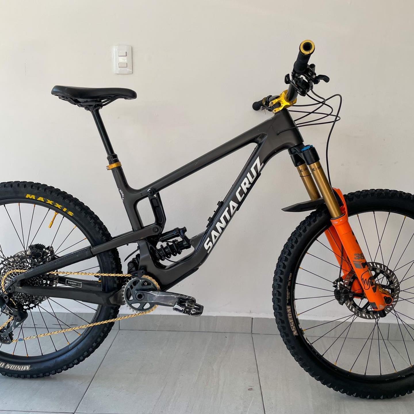 Santa Cruz Nomad C