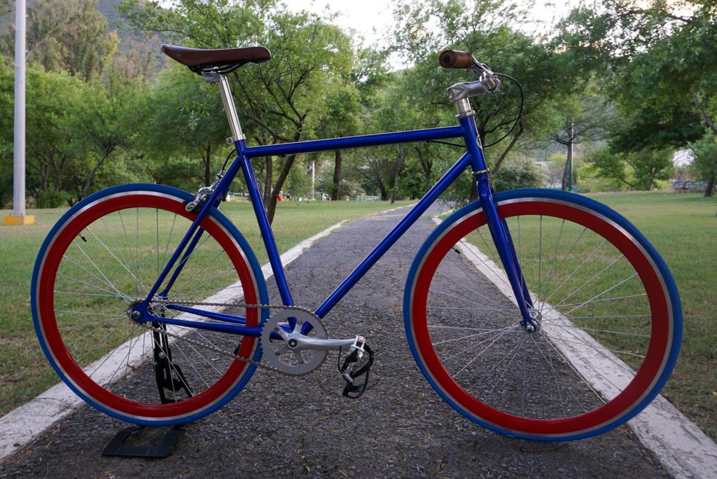 Raw Bikes - Fixie