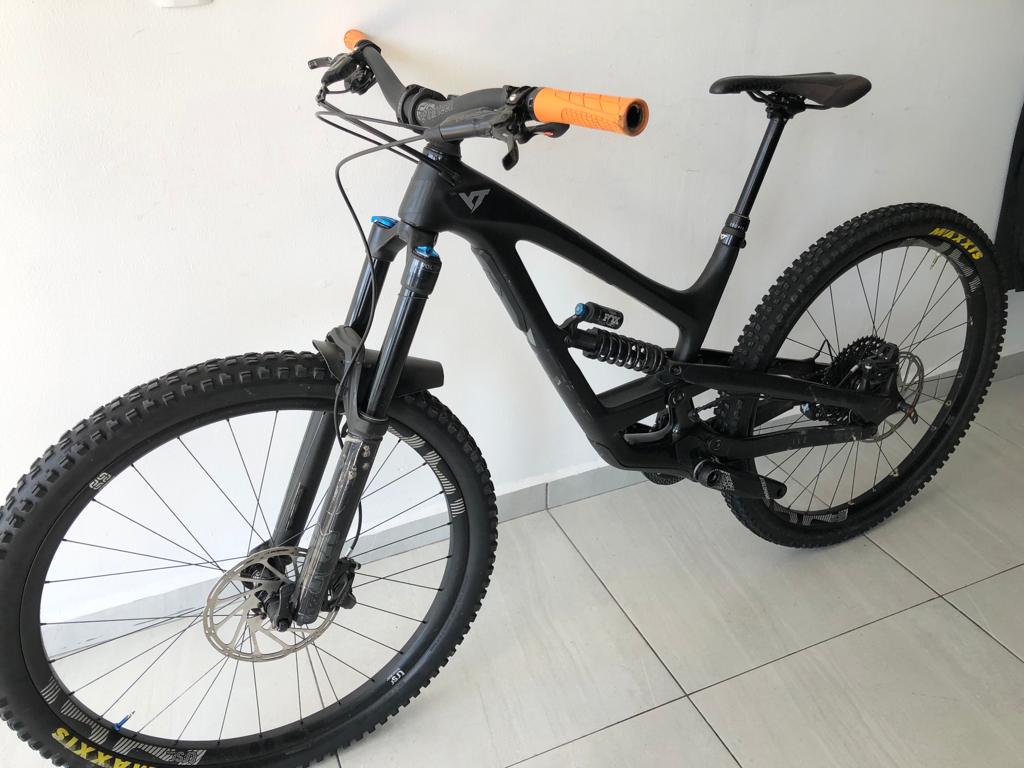 YT - capra CF pro